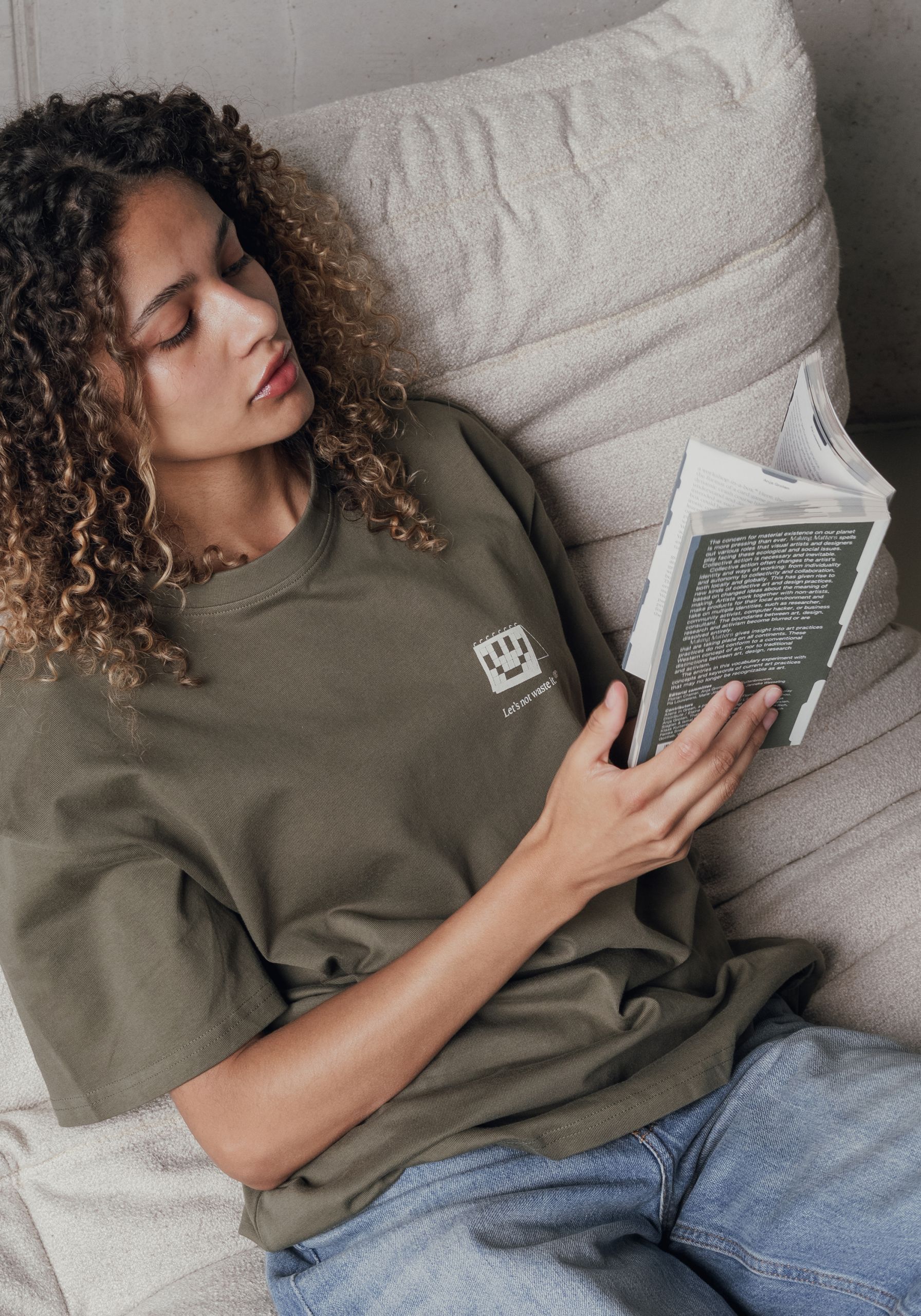 Comfort Calendar T-shirt Utility Green