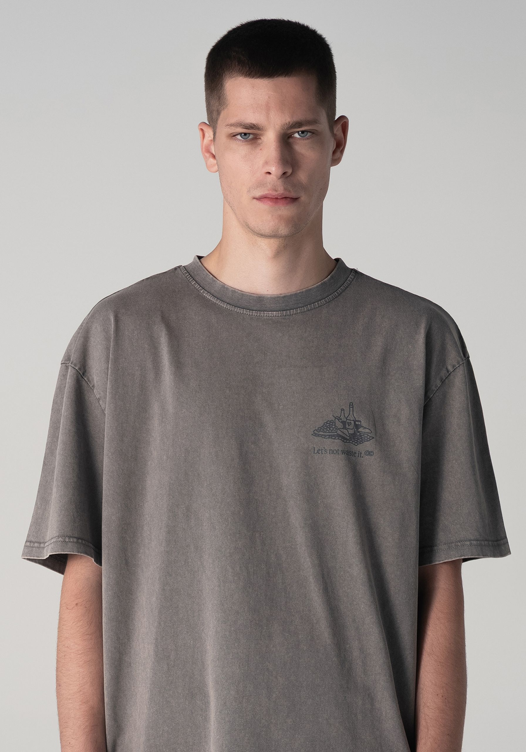 Picnic Time T-Shirt Stone Gray Oversized