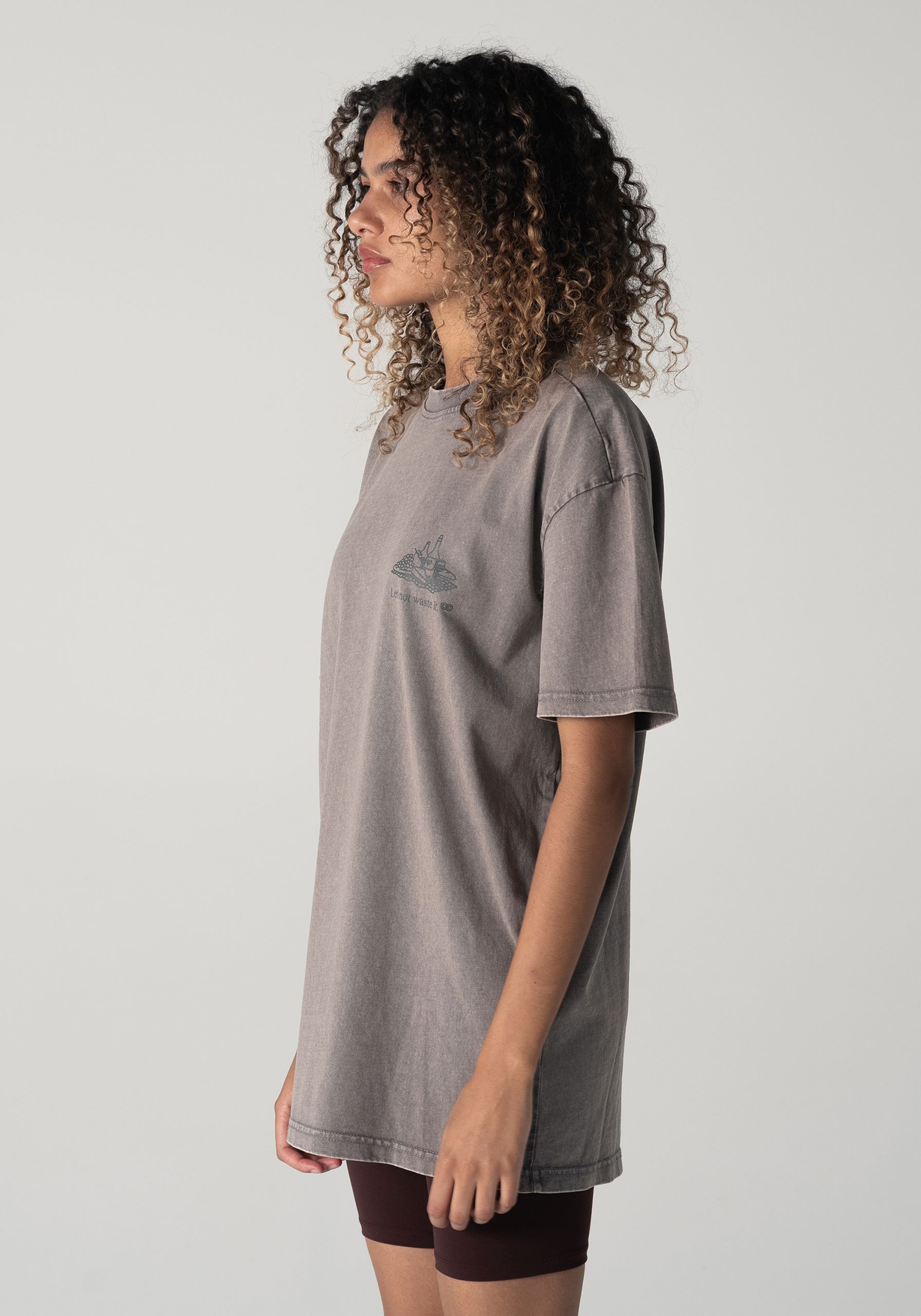 Picnic Time T-shirt Stone Gray Oversized