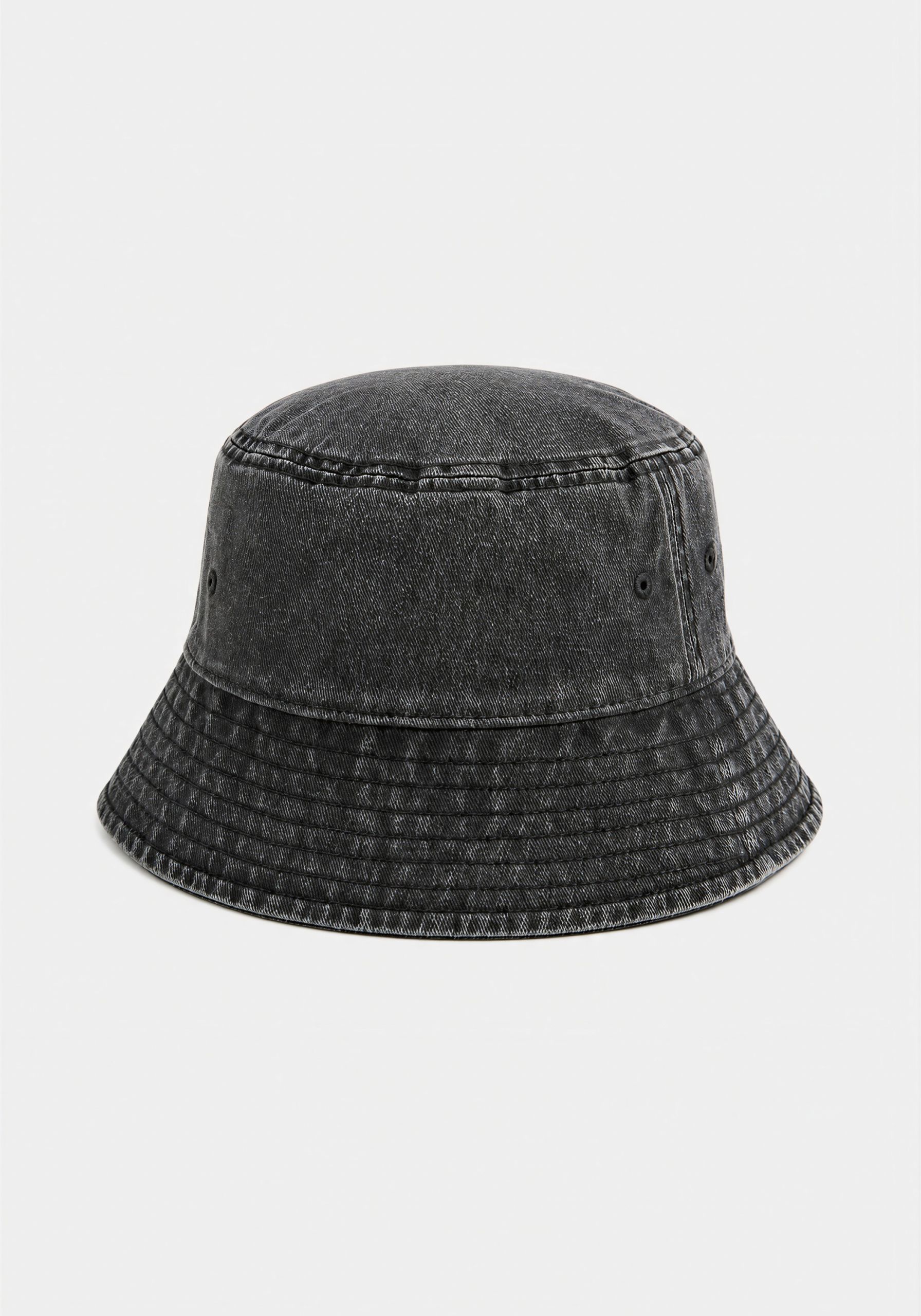 CC Arrow Bucket Hat Smoke